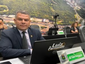 Vereador Dr. Luiz Fernando garante direito a amamentação em concursos públicos